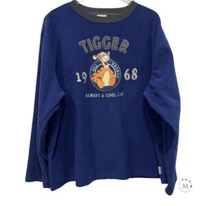 Disney Store Exclusive Size L Tiger Fleece Sweatshirt Winnie the Pooh Crew Neck
